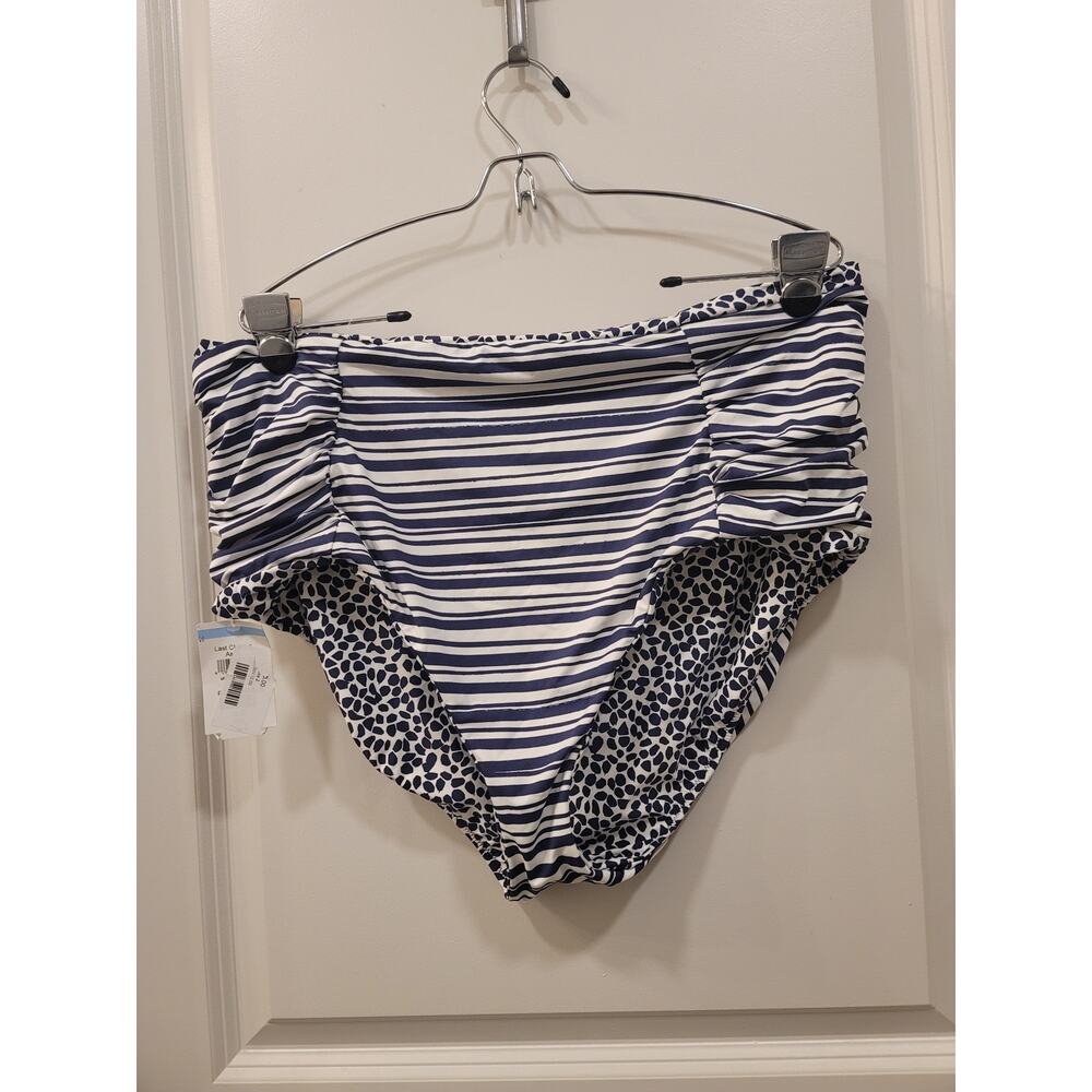 La Blanca Side Shirred High Waist Swimsuit Bottom - Picture 3 of 9